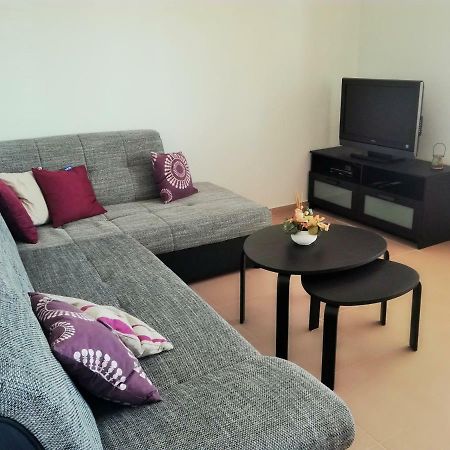 Apartment Nevenka Krk Town Bagian luar foto